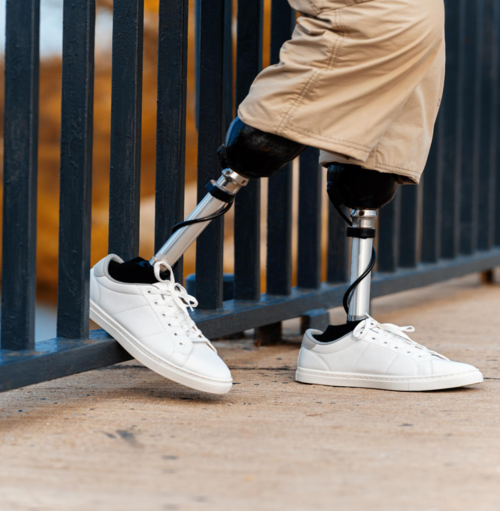 How Prosthetic Feet and Knees Work | Types & Biomechanics Guide